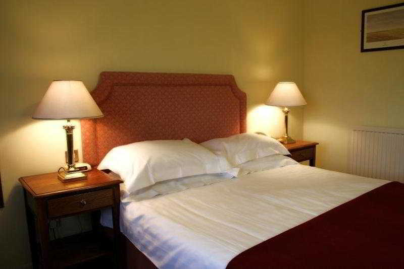 Wild Boar Hotel Beeston  Εξωτερικό φωτογραφία